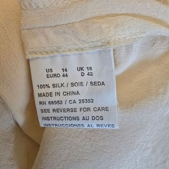 NIPON Studio Womens Blouse Button Down 100% Silk Beige Size 14 Lagenlook - Picture 9 of 9